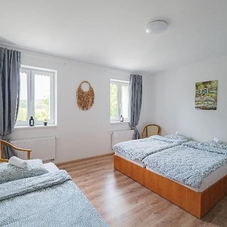 Tvm Ostrava Apartment Bagian luar foto