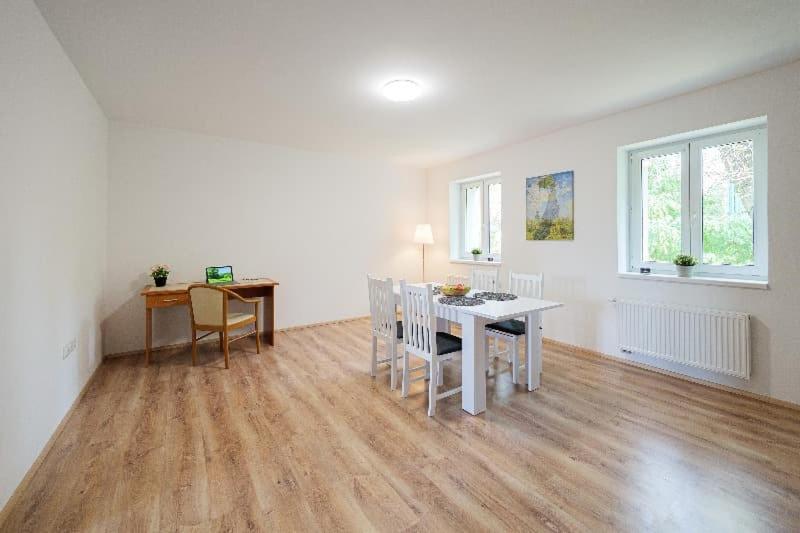 Tvm Ostrava Apartment Bagian luar foto